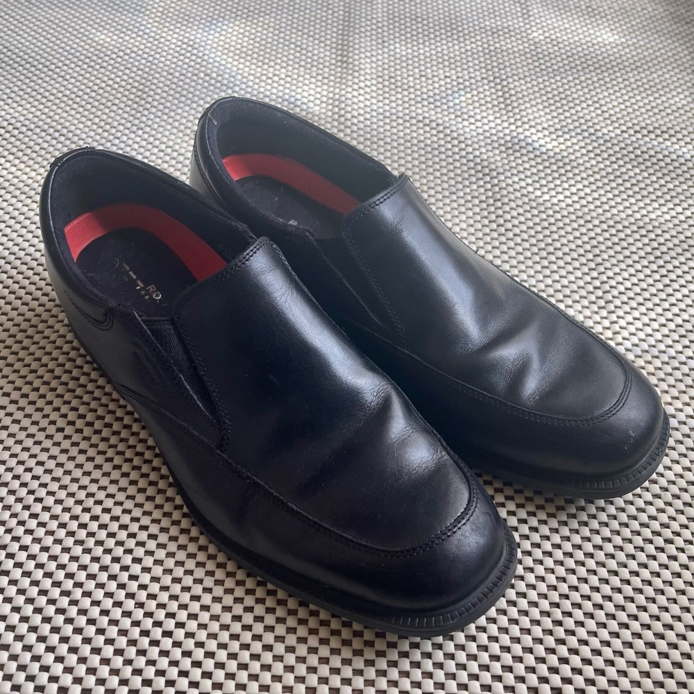 Rockport Men’s Black Leather True Tech Hydro Shield Slip On Shoes Size 7.5